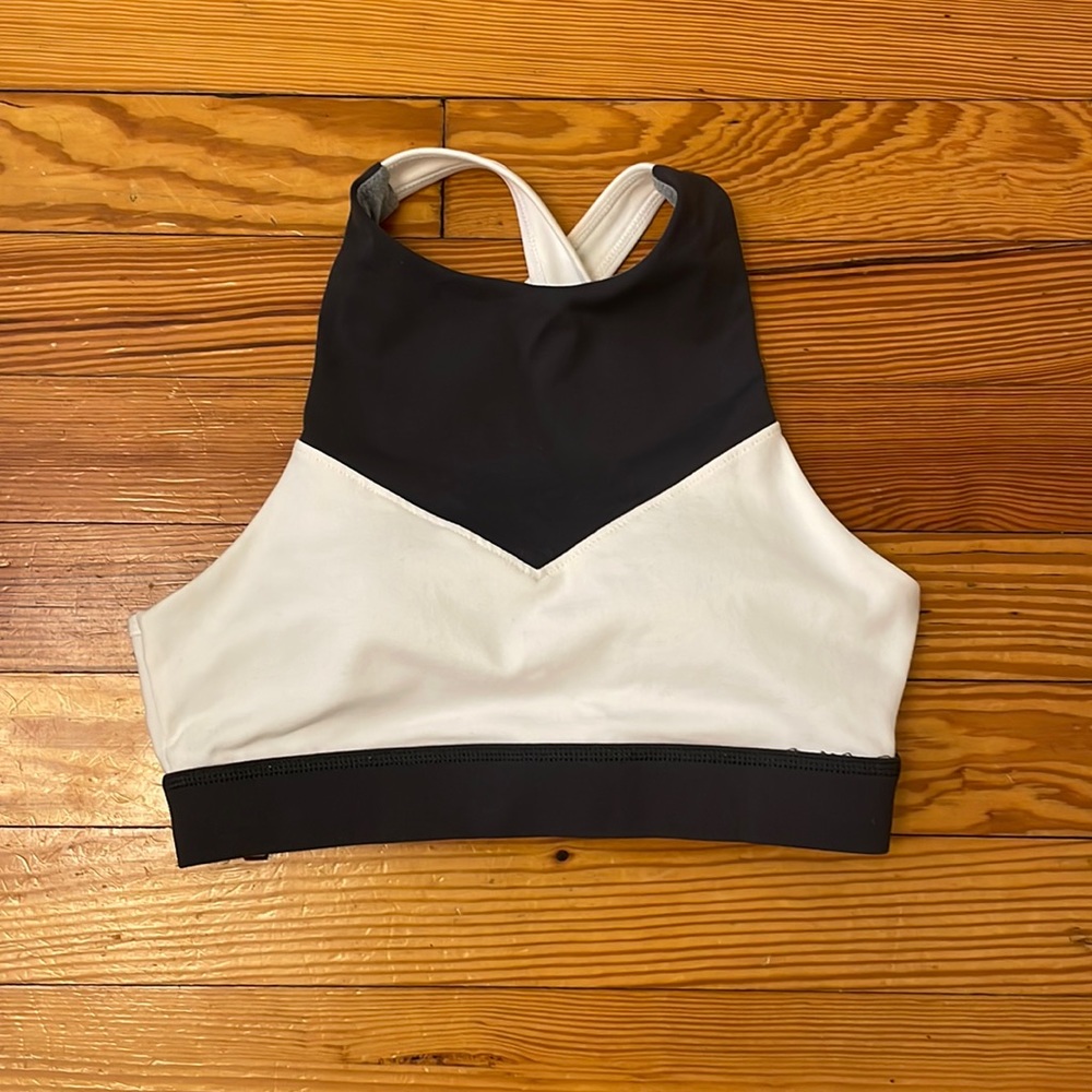 Born Primitive High Neck Spirts Bra Size S